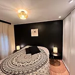 't Tjilpplekje, 4-persoons Met Prive Hottub 木屋