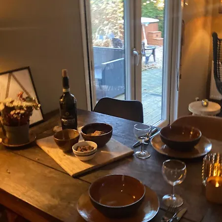 Horská chata 't Tjilpplekje, 4-persoons Met Prive Hottub Voorthuizen