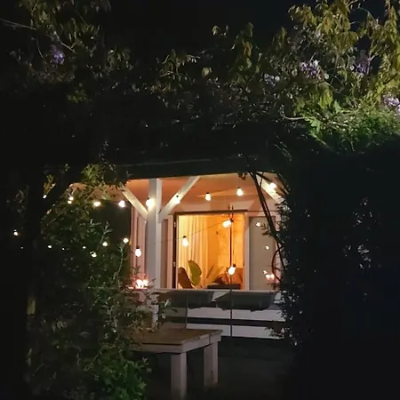 't Tjilpplekje, 4-persoons Met Prive Hottub *