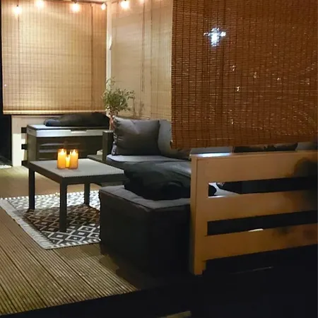 't Tjilpplekje, 4-persoons Met Prive Hottub Chalet *