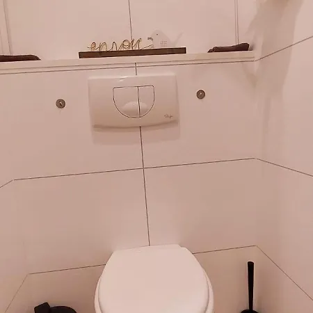 't Tjilpplekje, 4-persoons Met Prive Hottub Horská chata