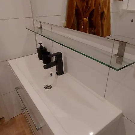 't Tjilpplekje, 4-persoons Met Prive Hottub *
