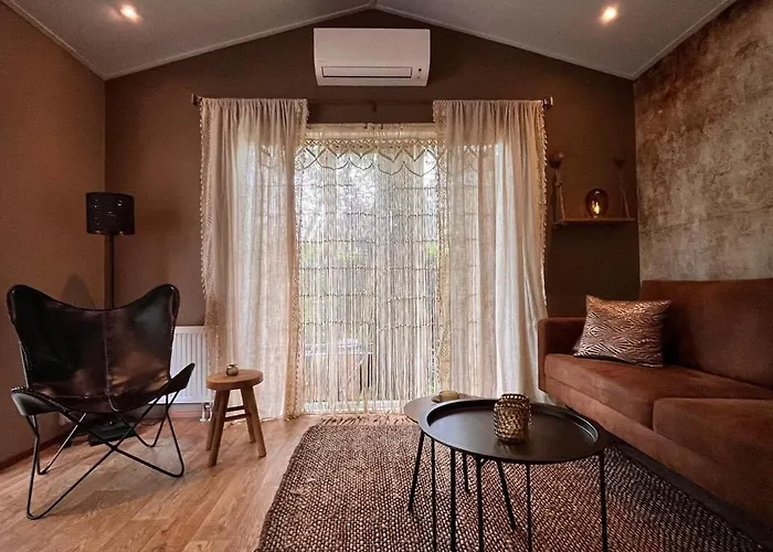 Horská chata 't Tjilpplekje, 4-persoons Met Prive Hottub *