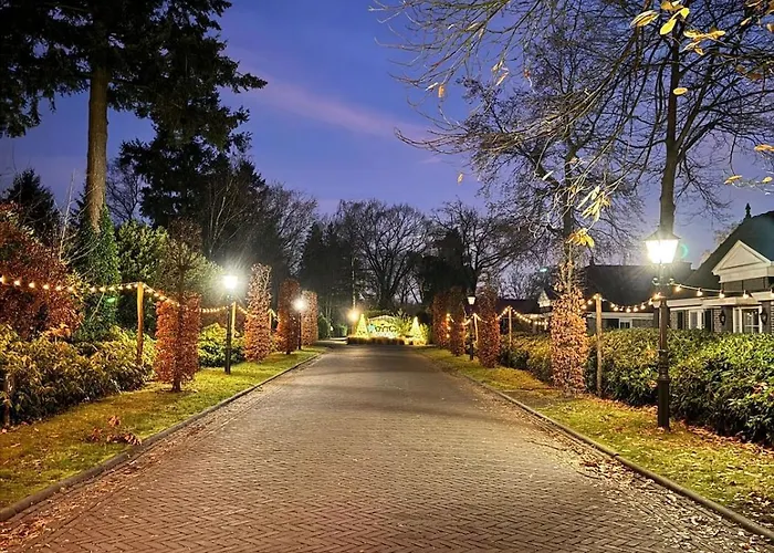 't Tjilpplekje, 4-persoons Met Prive Hottub Alpehytte *