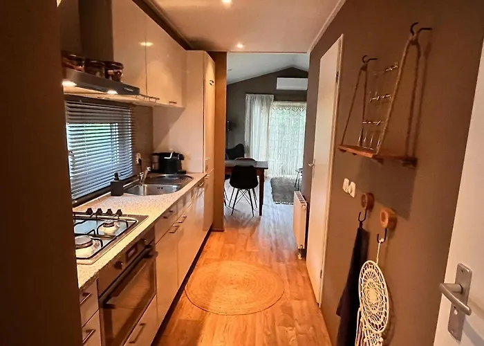 Horská chata 't Tjilpplekje, 4-persoons Met Prive Hottub Voorthuizen