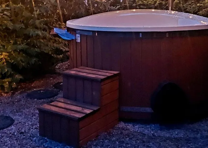 't Tjilpplekje, 4-persoons Met Prive Hottub * Voorthuizen