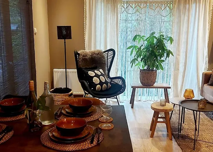 't Tjilpplekje, 4-persoons Met Prive Hottub Horská chata *