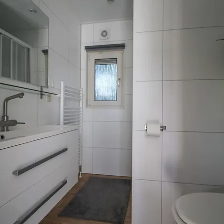 't Tjilpplekje, 4-persoons Met Prive Hottub