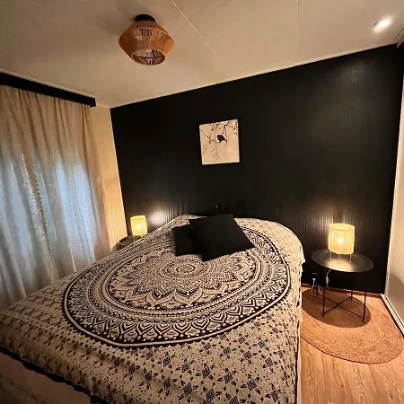 シャレー 't Tjilpplekje, 4-persoons Met Prive Hottub *